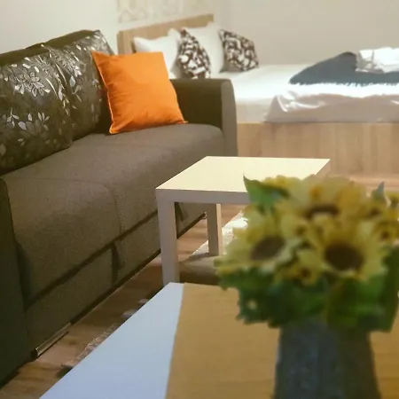 Villa Accommodation Апартаменти *