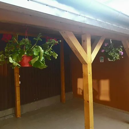 Villa Accommodation דירה *