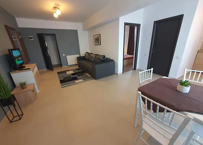 Villa Accommodation *